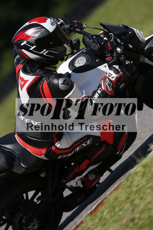 /Archiv-2024/29 12.06.2024 MOTO.CH Track Day ADR/Gruppe gelb/63